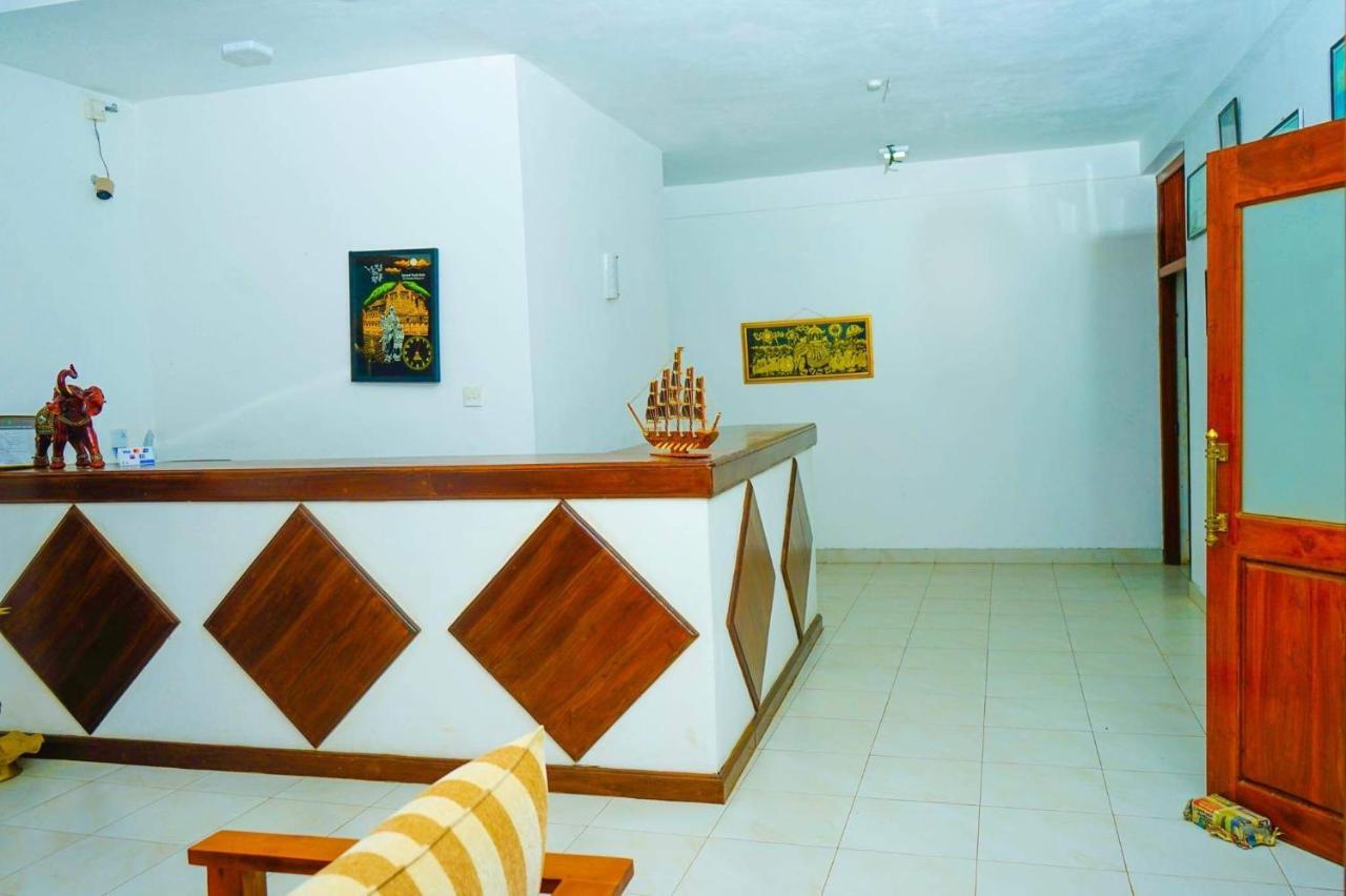 Milano Grand Hotel Dambulla Exterior photo