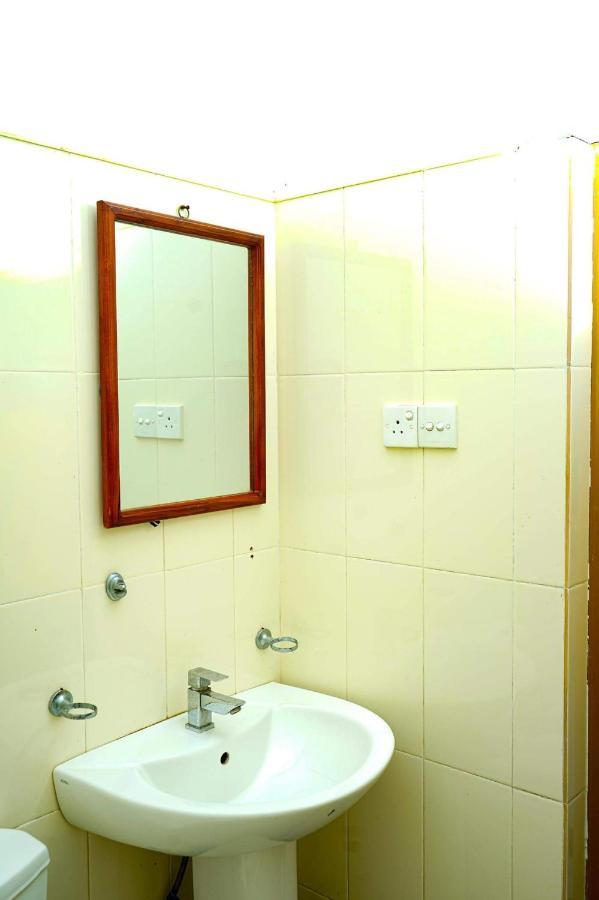 Milano Grand Hotel Dambulla Exterior photo