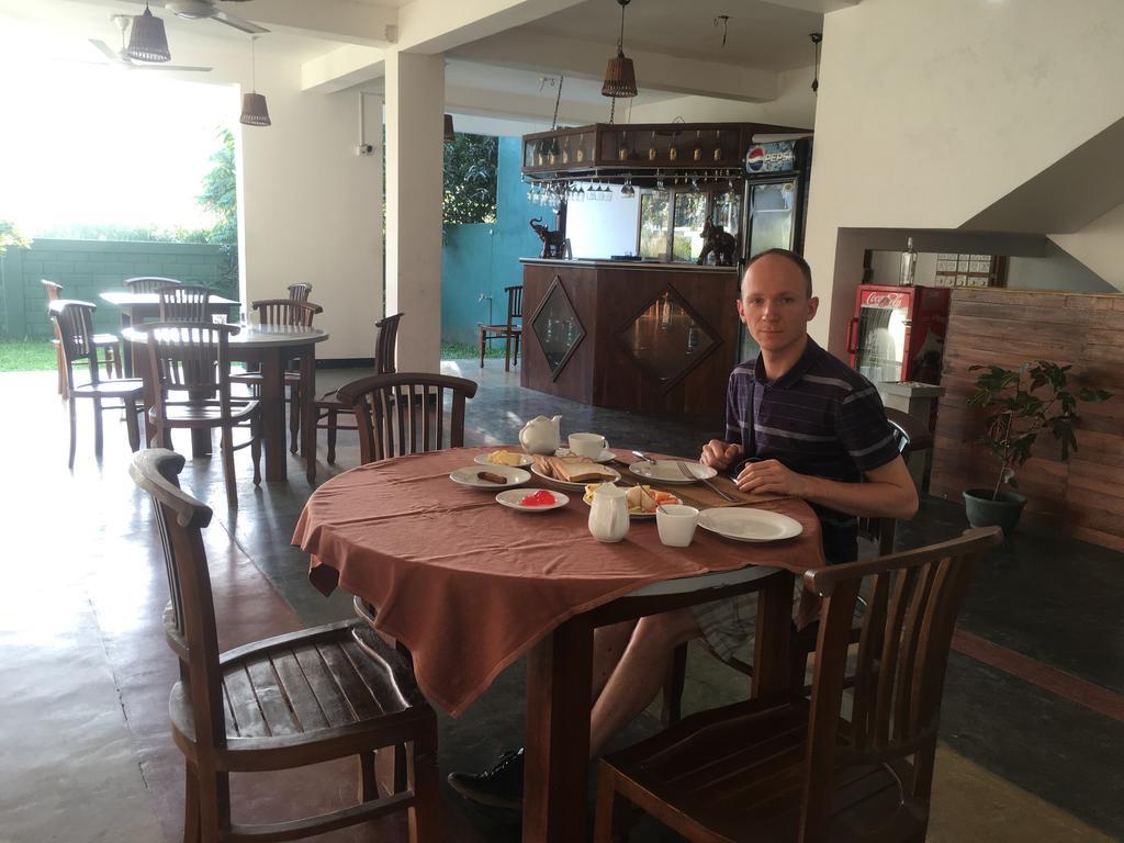Milano Grand Hotel Dambulla Exterior photo
